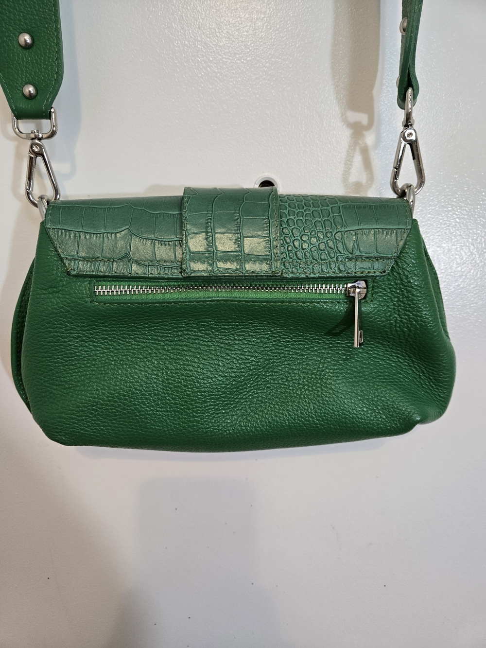 Italian Leather Crossbody Bag, Green Pebble & Croc Embossed, Artisan Made - Picture 3 of 12